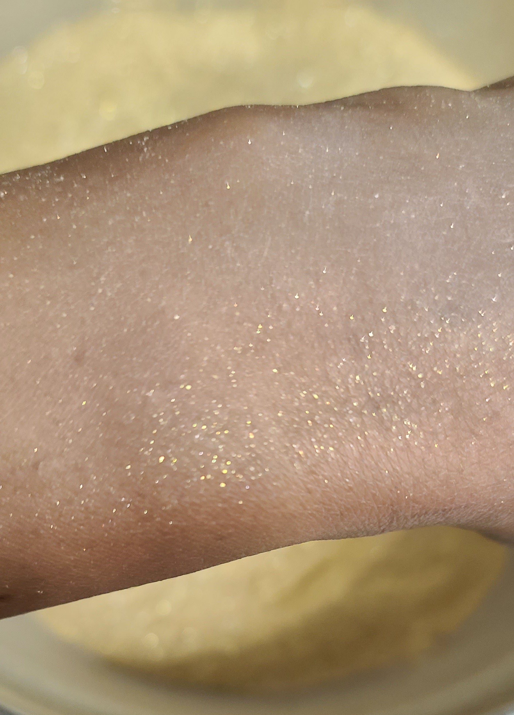 Shimmery Powder for the Radiant YOU